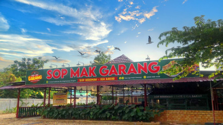 Sop Mak Garang Singkawang
